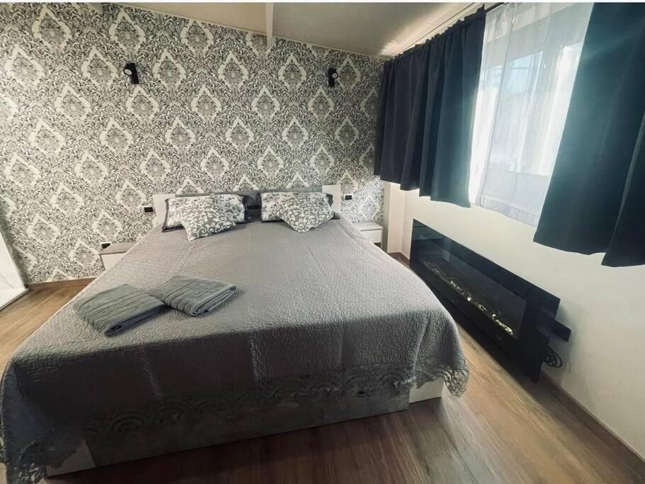 Suites Grey In Centro Рандаццо Экстерьер фото